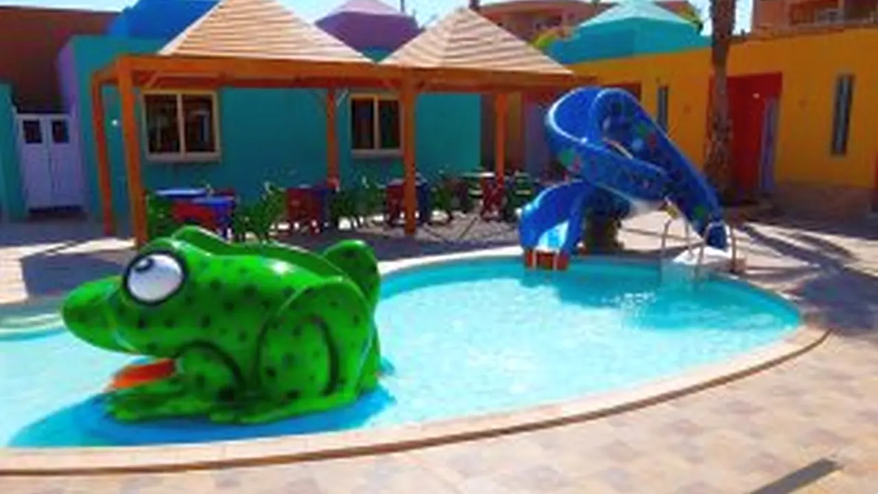 Hotel Romance & Aqua Park - Al Ain Sokhna